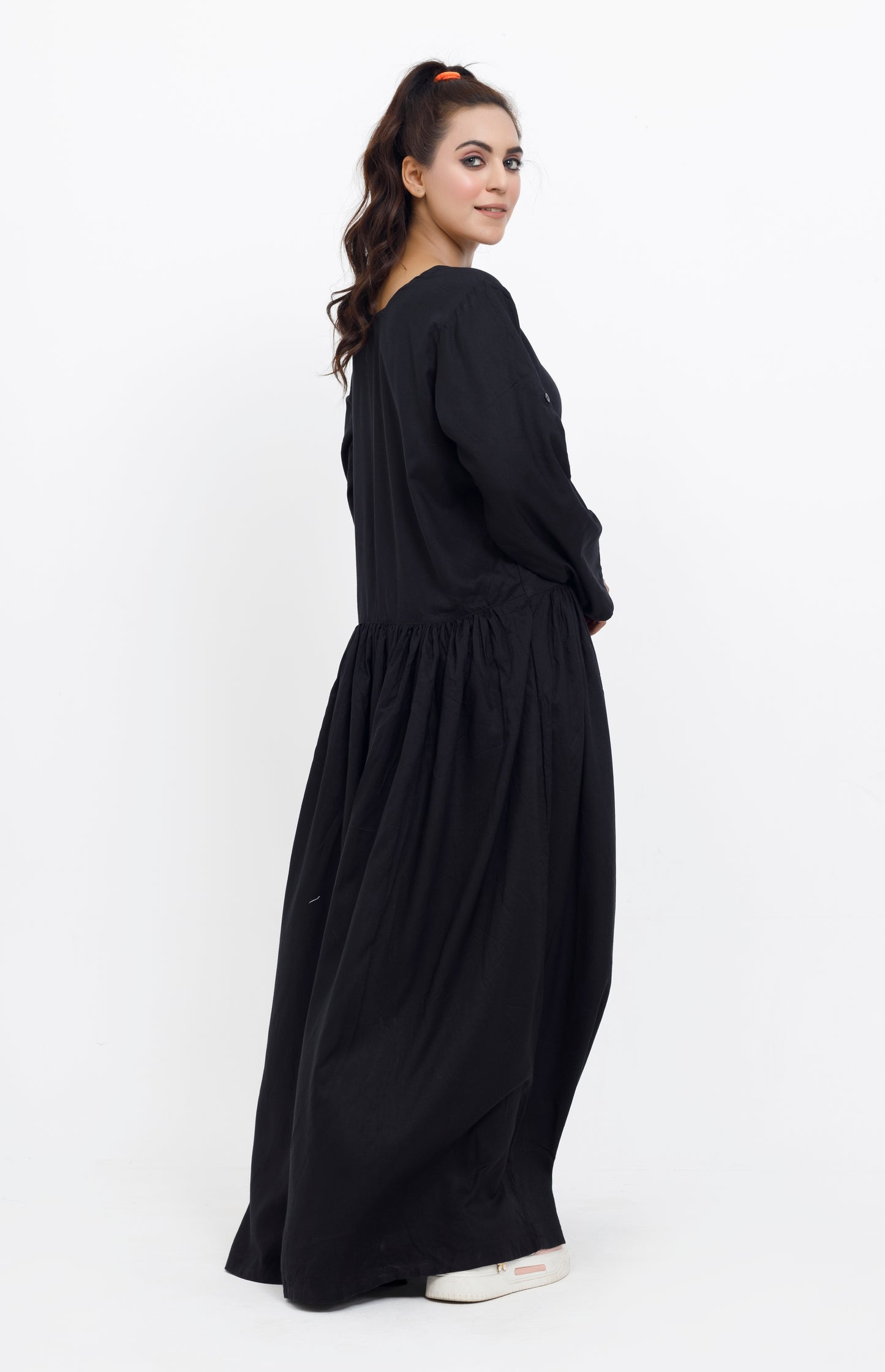 Effortless Elegance: Linen Maxi Dress with Chic Front Pocket in Black
